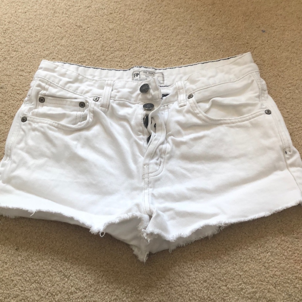 FREE PEOPLE white denim shorts